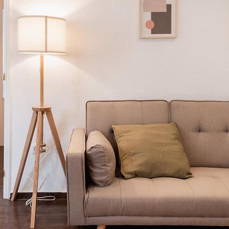 Apartamentos Fv Flats Valencia - Mestalla 9 المظهر الخارجي الصورة
