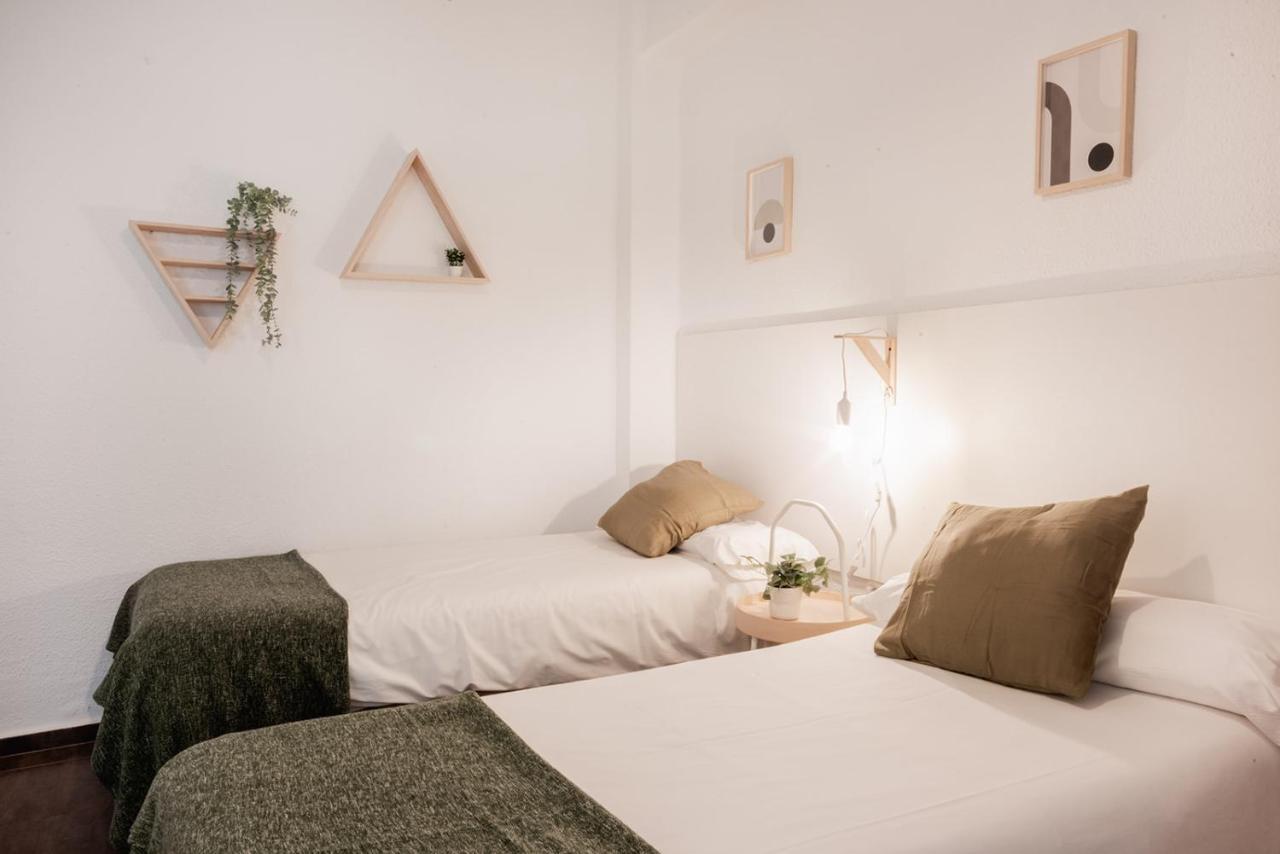 Apartamentos Fv Flats Valencia - Mestalla 9 المظهر الخارجي الصورة